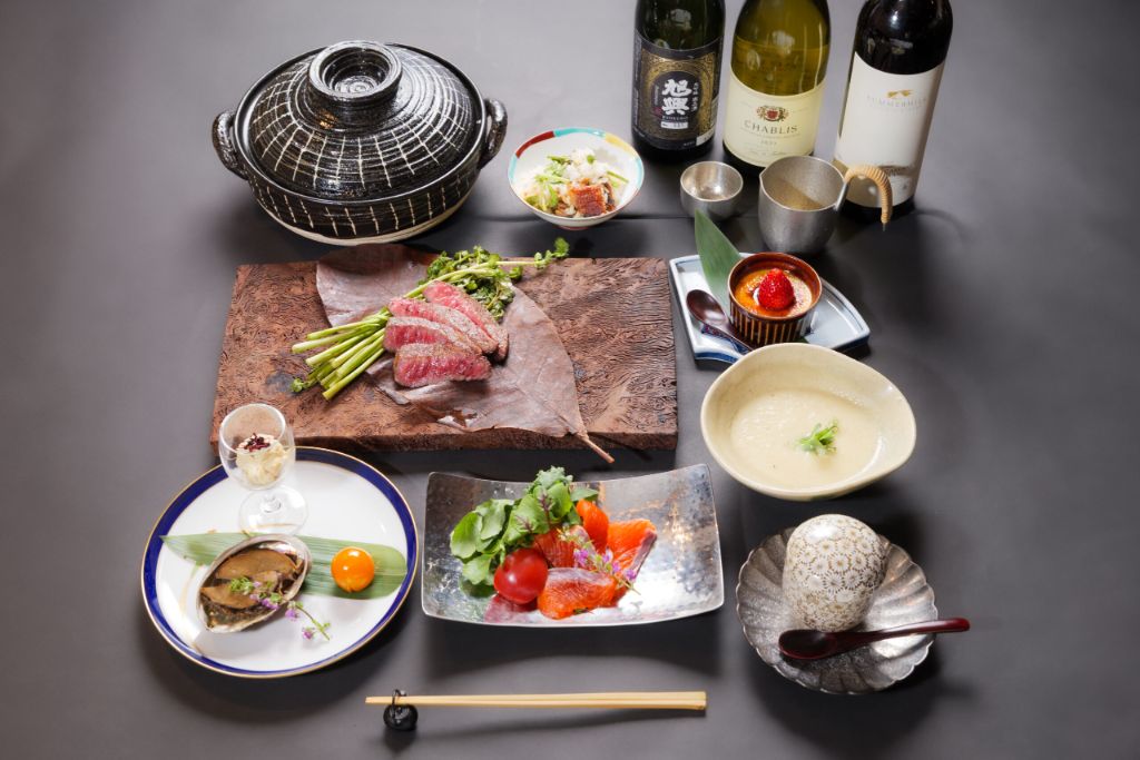 料理長が仕立てる季節の料理